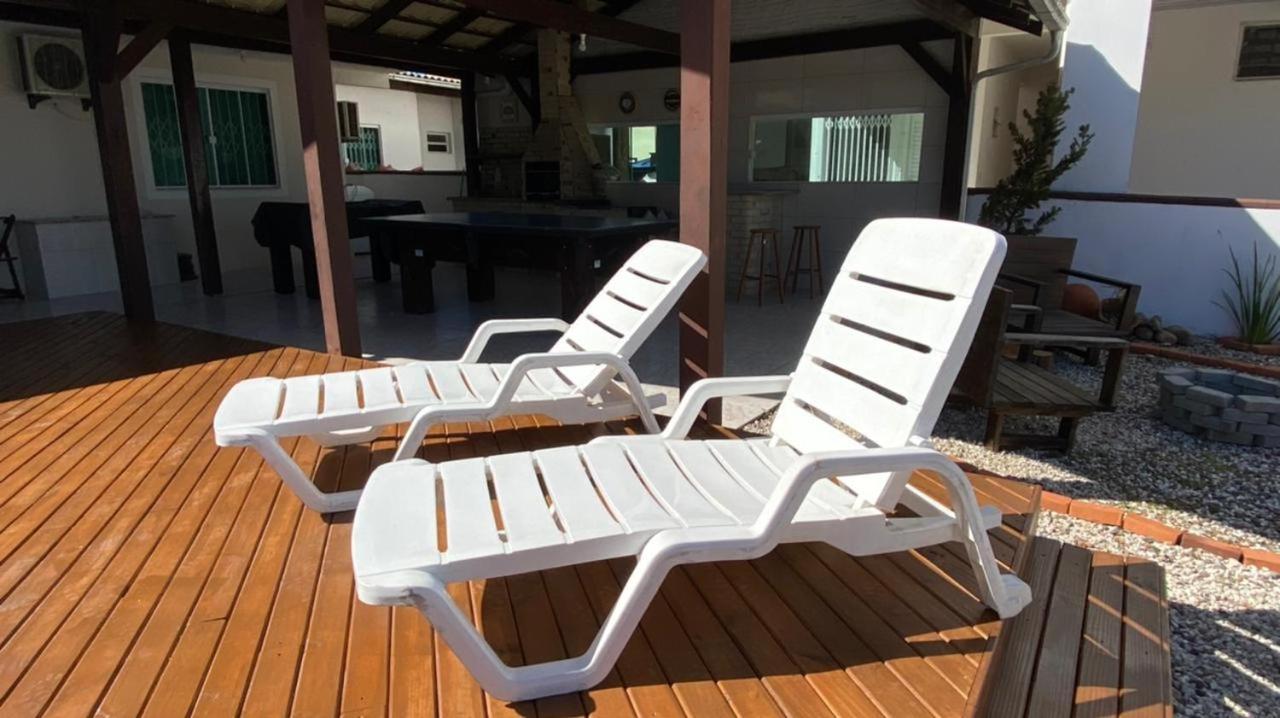Casa de Praia Top: Beachfront Retreat near Beto Carrero with Pool Penha  Exterior photo